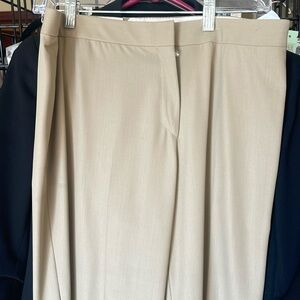 Tuleh tan trousers with silk lining hardly worn size 6